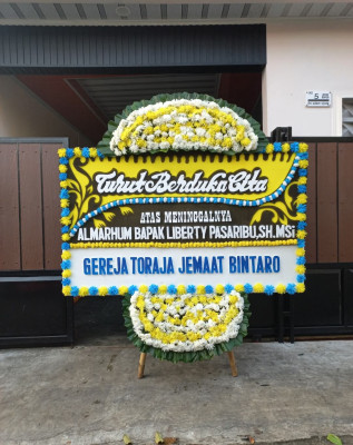 Papan Bunga Duka di Selorejo